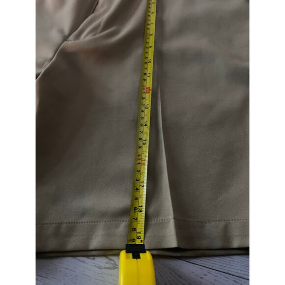 Pro Tour Men’s Golf Shorts Size 38 Khaki Flat Front Performance Polyester - Picture 4 of 7